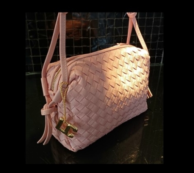 Bolsa de Couro Tressê Rosa 