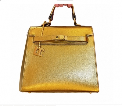 Bolsa de Couro Grande Estruturada